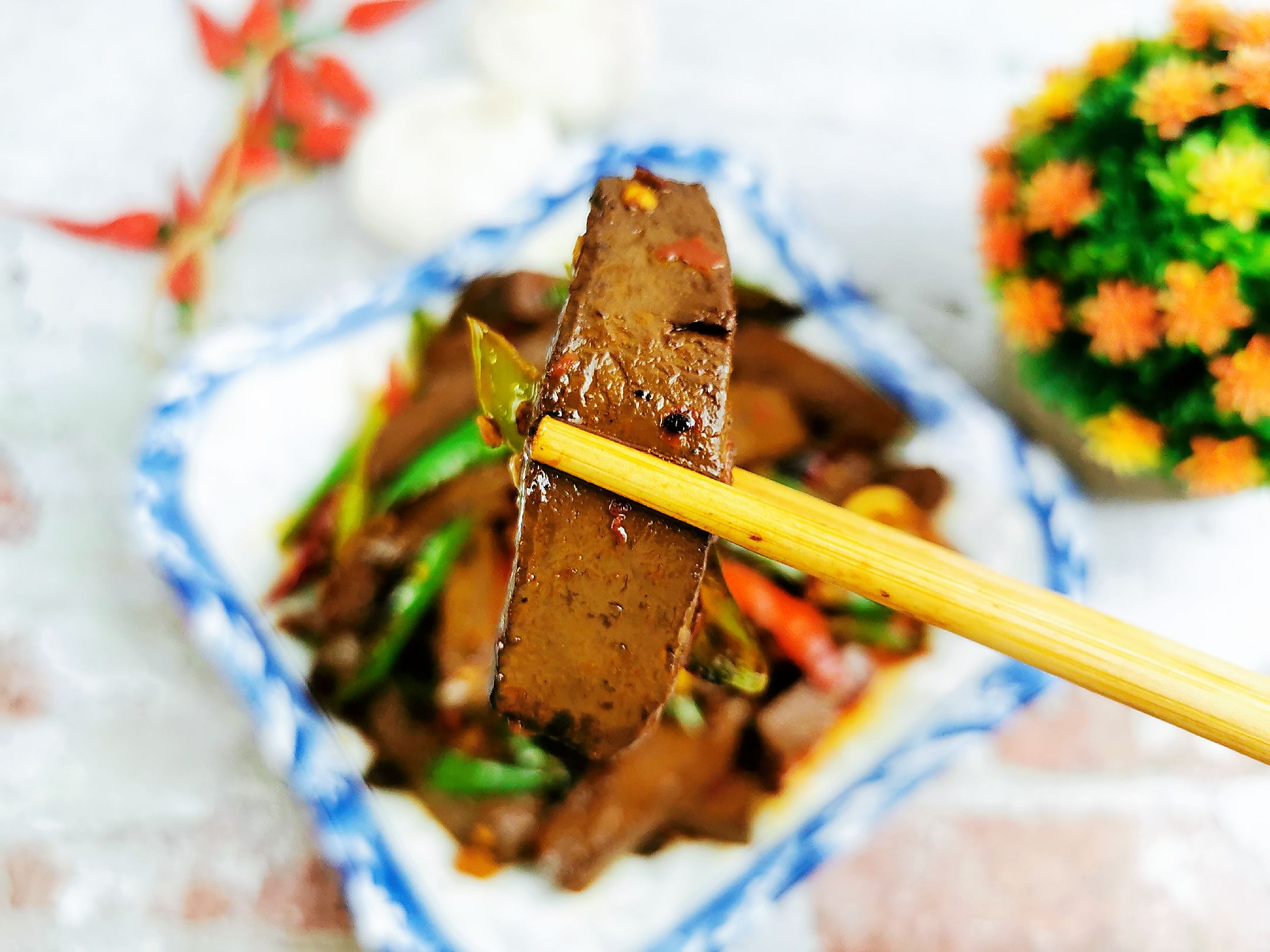香辣鴨血的做法-香辣味炒菜譜-易網健康養生網 香辣鴨血的做法-香辣味炒菜譜