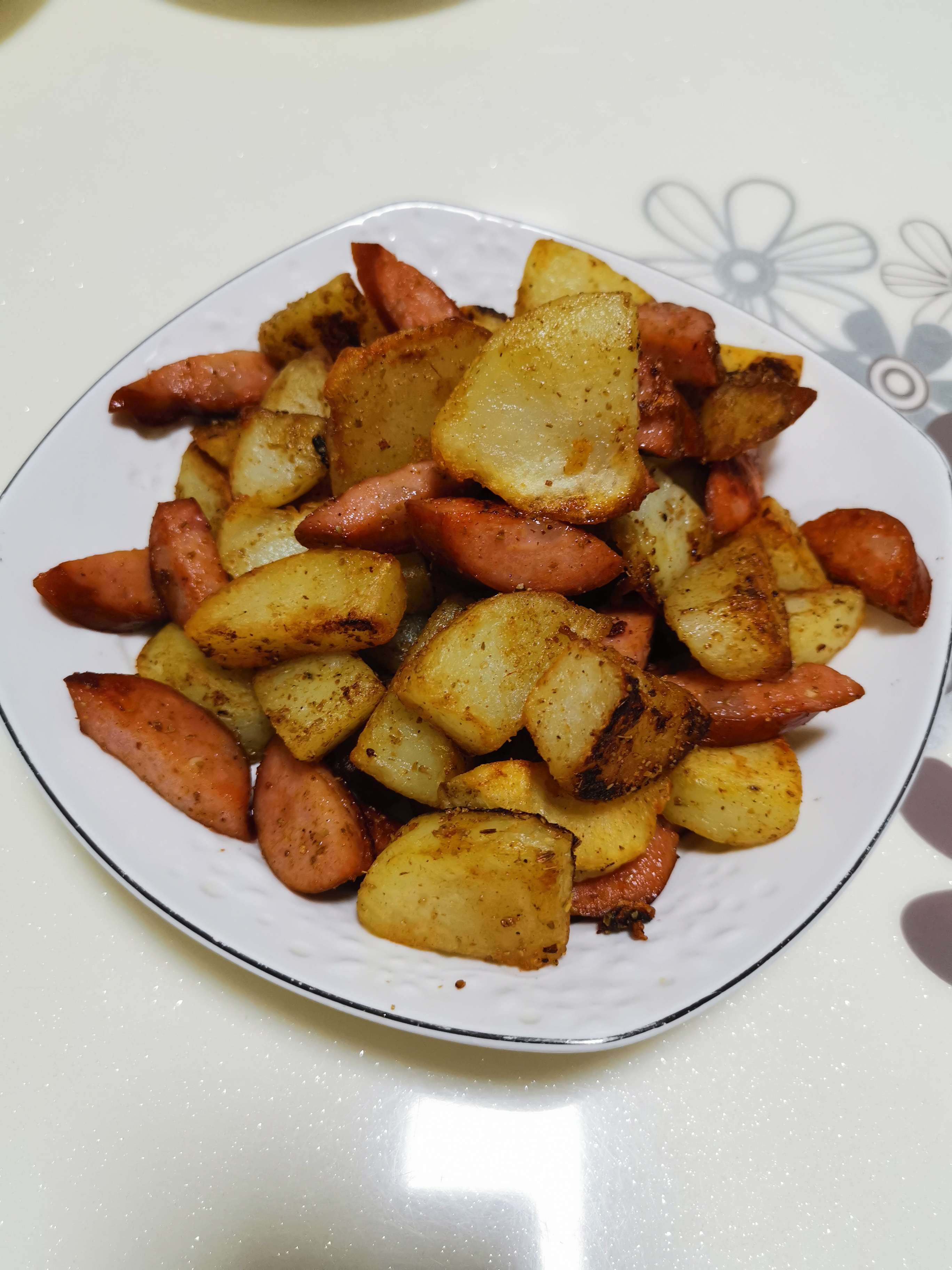 孜然紅腸土豆的做法-家常味炒菜譜