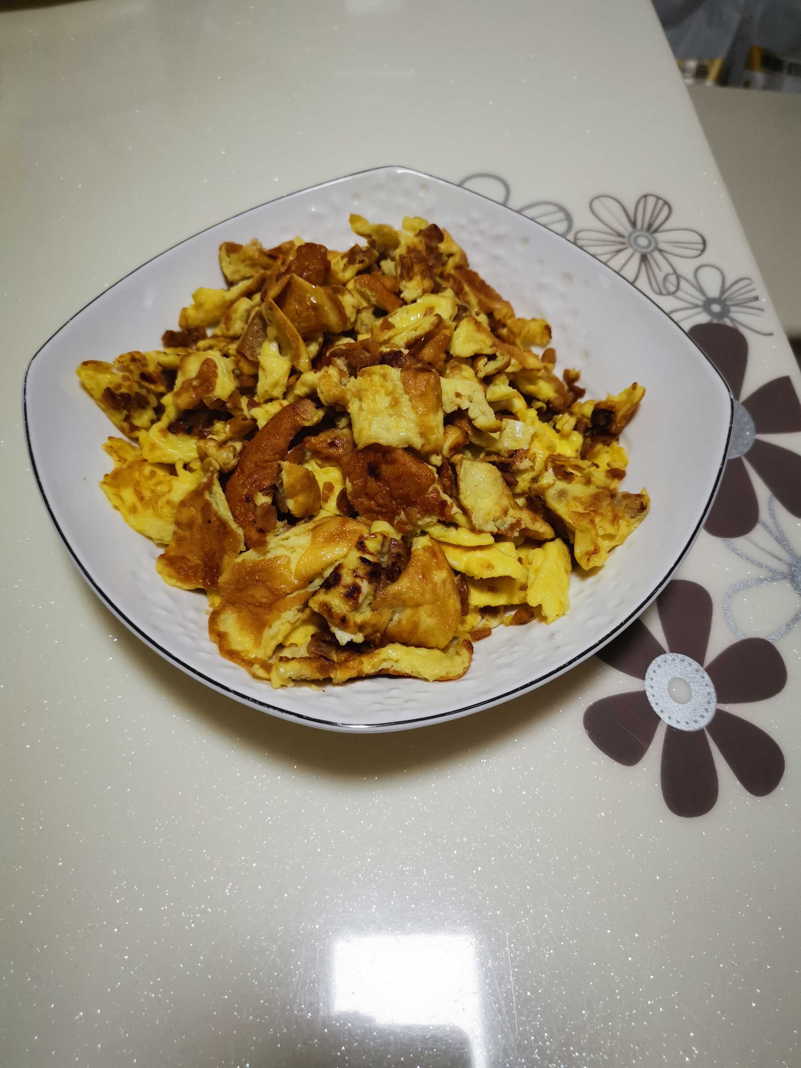 菜脯炒蛋的做法-家常味煎菜譜