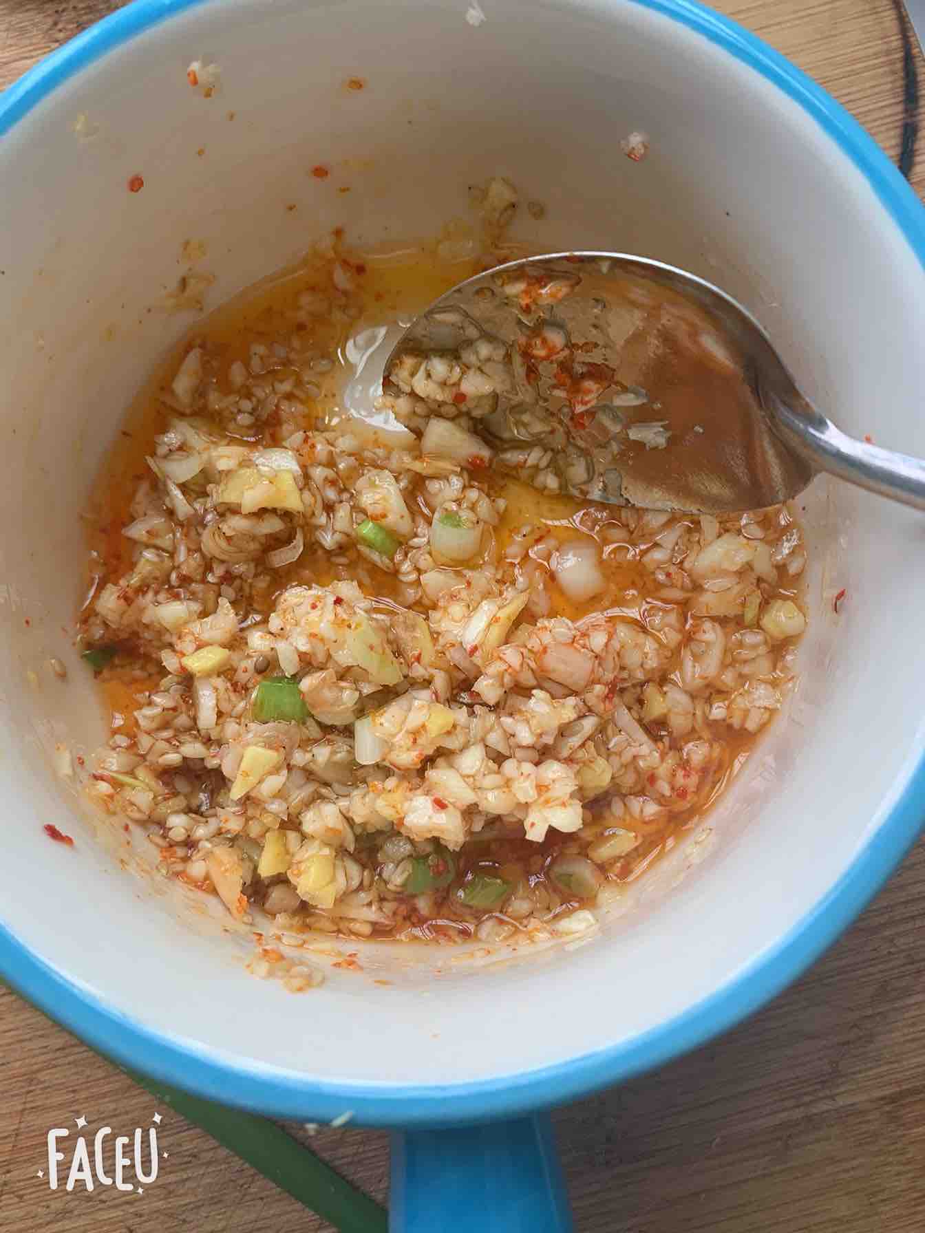 手撕雞的做法-酸辣味拌菜譜