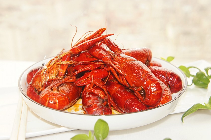 麻辣小龍蝦，吃一口就上癮的做法-麻辣味炒菜譜