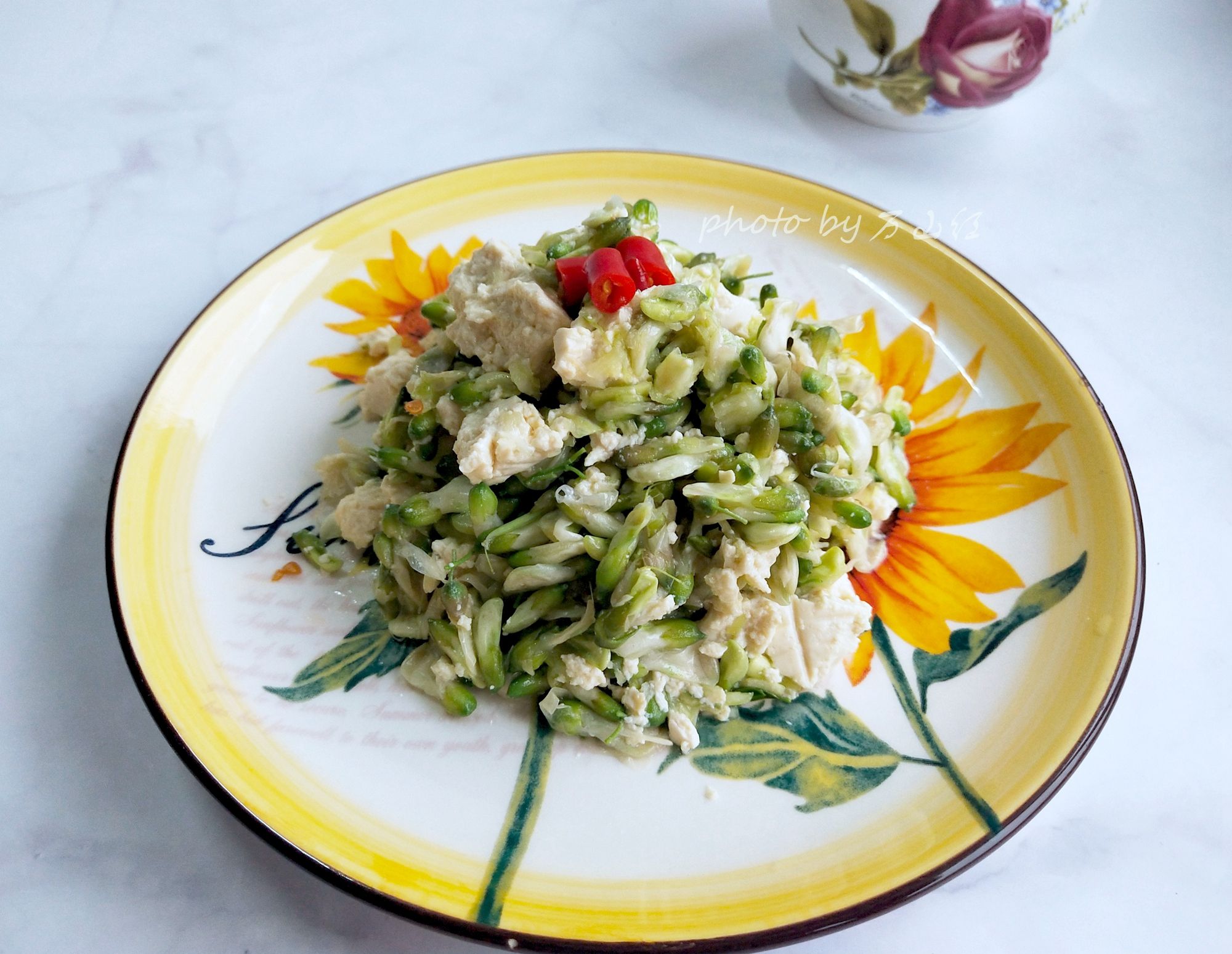 槐花拌豆腐的做法-家常味煮菜譜