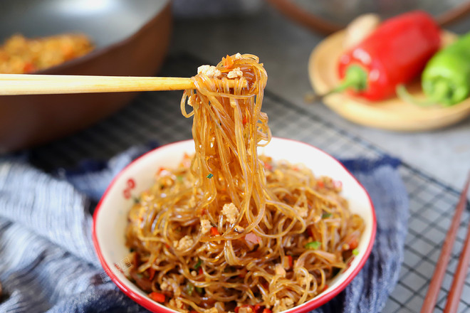 香菇肉末粉絲的做法-家常味炒菜譜