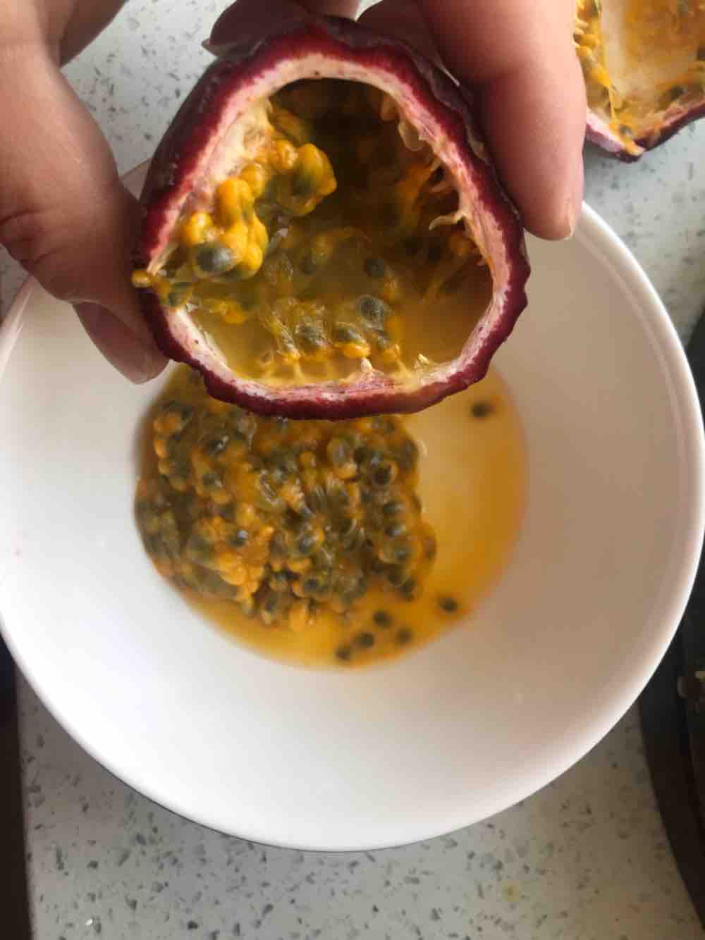 百香涼拌腐竹的做法-酸辣味拌菜譜