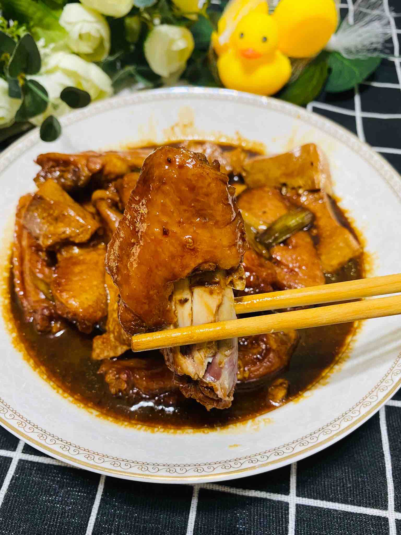 吮指原味雞翅的做法-咸鮮味燜菜譜-易網健康養生網 吮指原味雞翅的做法-咸鮮味燜菜譜