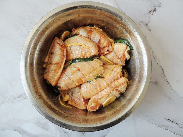 干鍋雞翅的做法-家常味燒菜譜