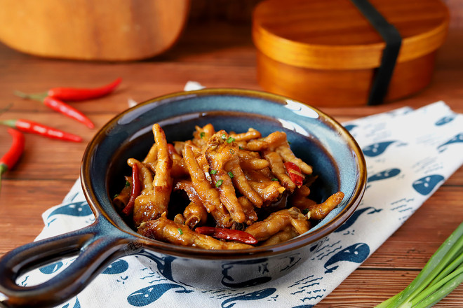 香辣燒鳳爪的做法-香辣味燒菜譜