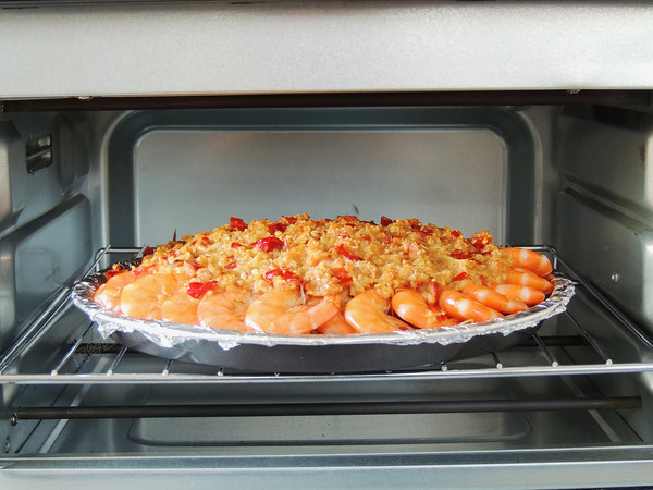 蒜蓉粉絲烤蝦的做法-蒜香味烤菜譜-易網(wǎng)健康養(yǎng)生網(wǎng) 蒜蓉粉絲烤蝦的做法-蒜香味烤菜譜