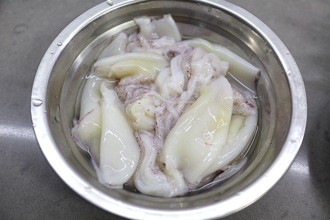 韭菜炒海兔的做法-咸鮮味炒菜譜