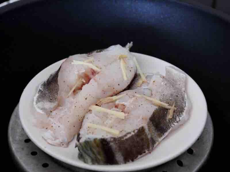 鱈魚套餐的做法-咸鮮味蒸菜譜