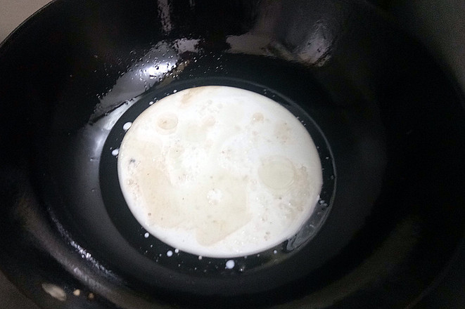 奶爆豆腐的做法-奶香味爆菜譜