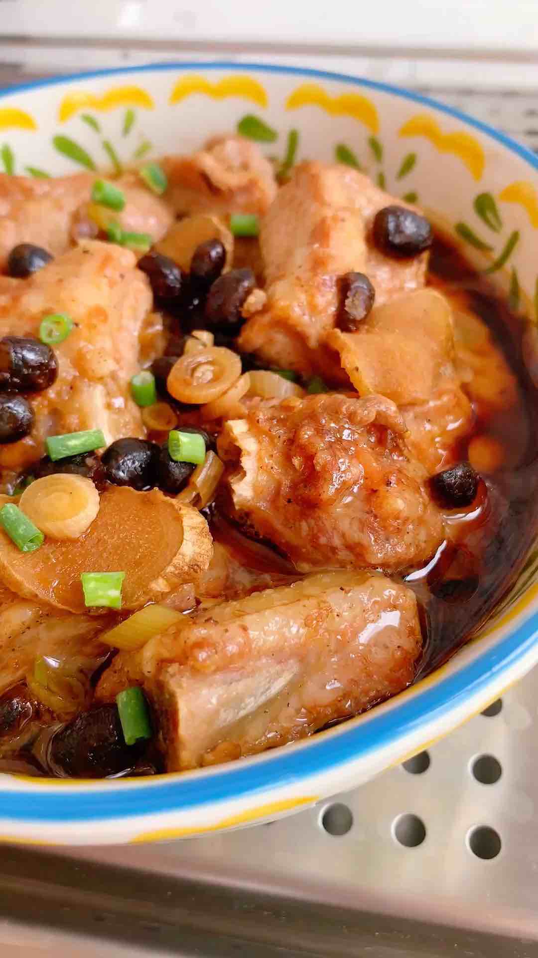 簡單快手的豆豉蒸排骨的做法-咸鮮味蒸菜譜