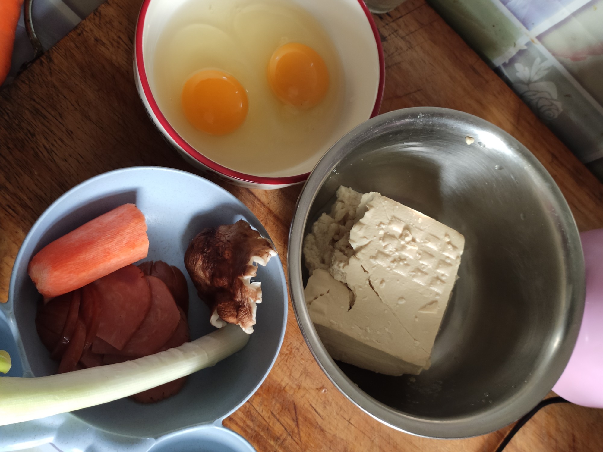 糖醋豆腐丸子的做法-酸甜味炸菜譜