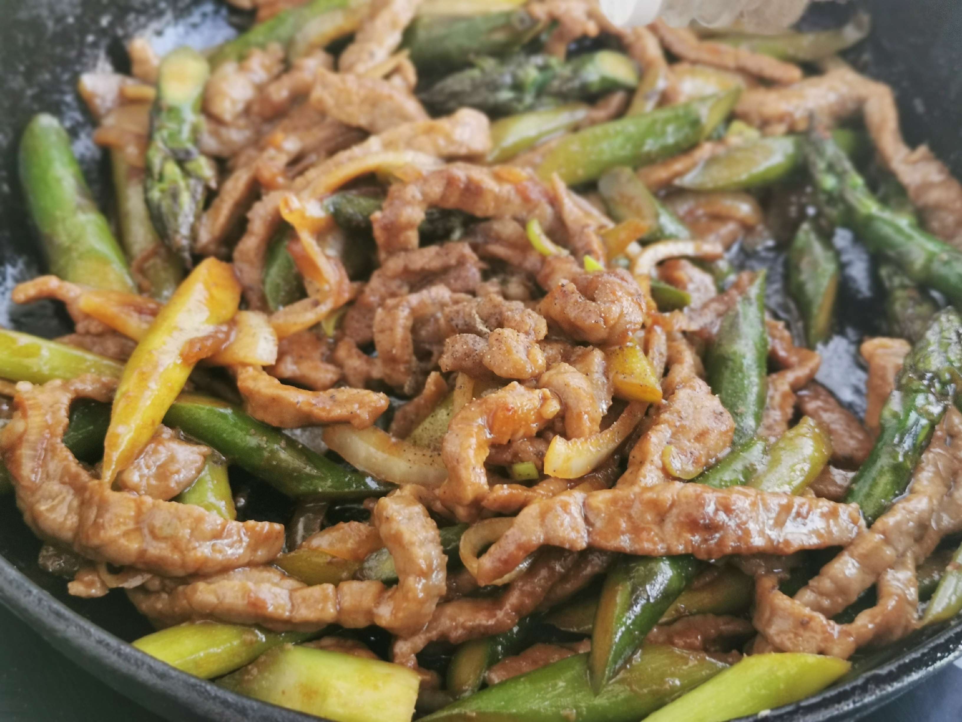 蘆筍牛柳的做法-咸鮮味炒菜譜