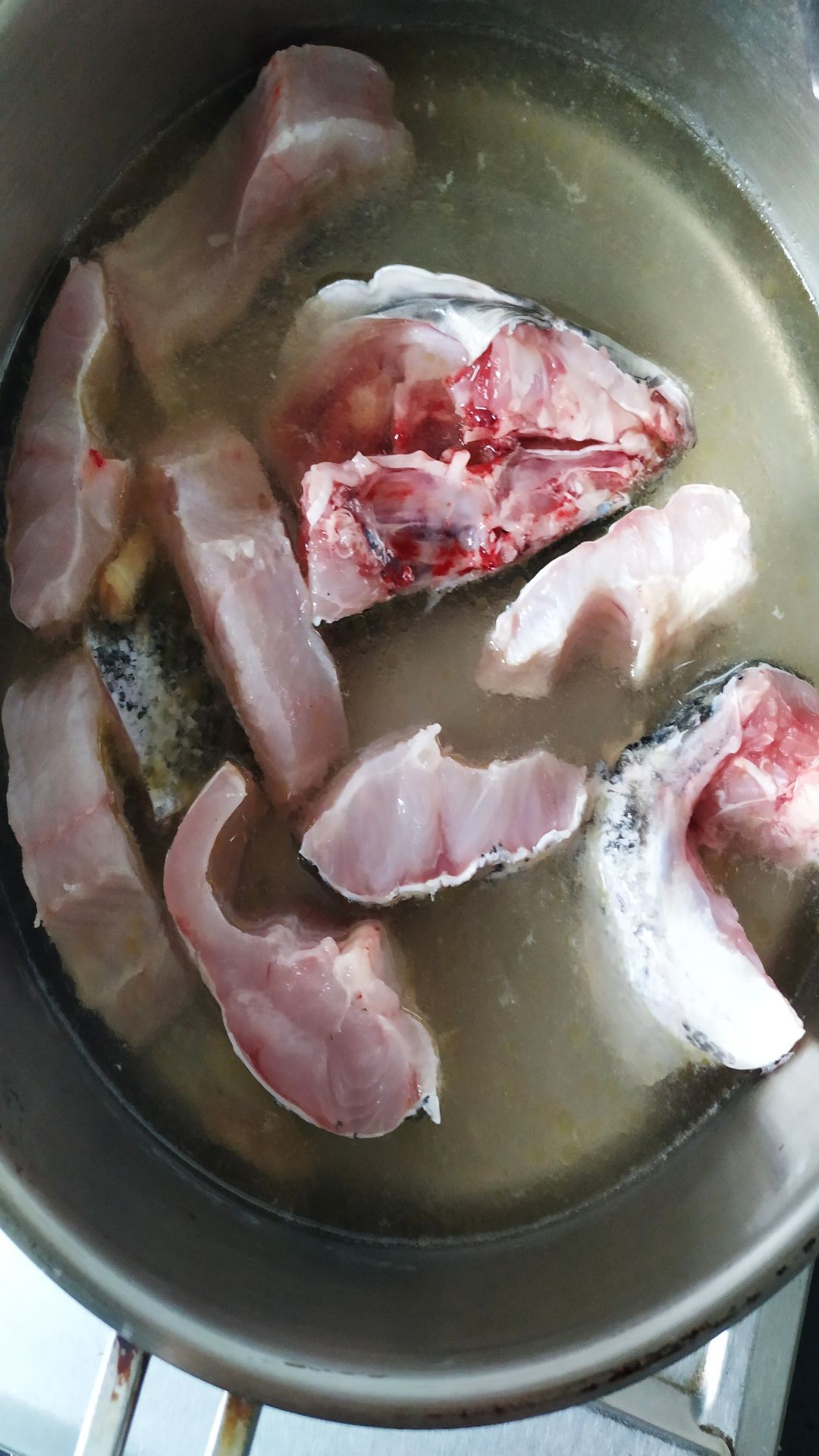 鷹嘴豆腐燉黑魚的做法-咸鮮味燉菜譜