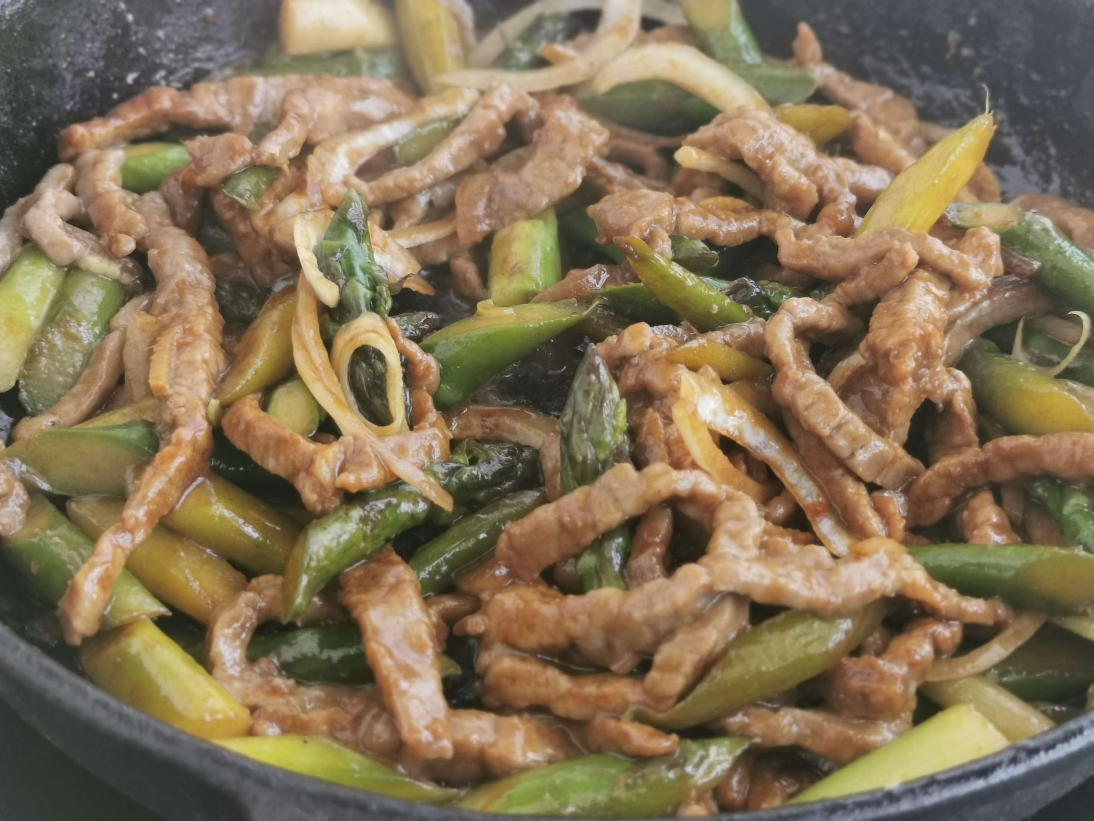 蘆筍牛柳的做法-咸鮮味炒菜譜