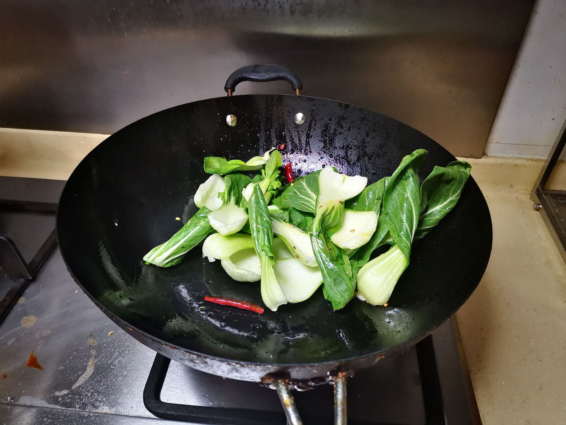 干椒炒小油菜的做法-家常味炒菜譜