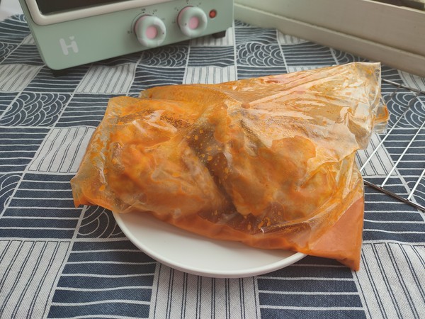 奧爾良嫩烤雞腿的做法-香辣味烘焙菜譜