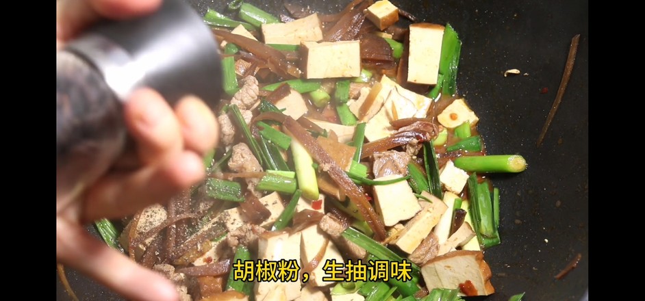 襄陽大頭菜炒豆干的做法-家常味炒菜譜