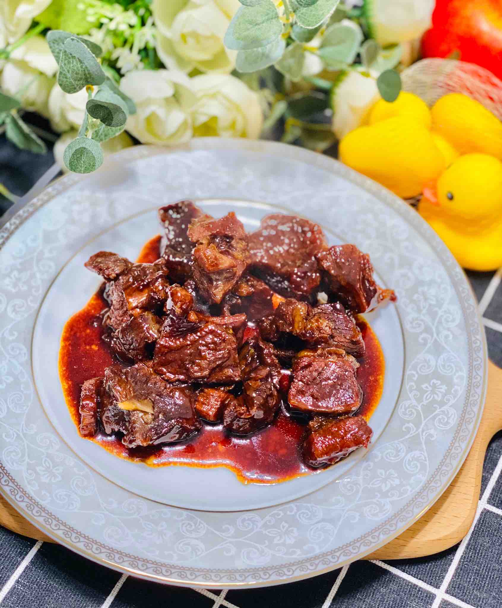 大口吃肉,選紅燒牛腩。的做法-家常味燉菜譜-易網健康養生網 大口吃肉,選紅燒牛腩。的做法-家常味燉菜譜