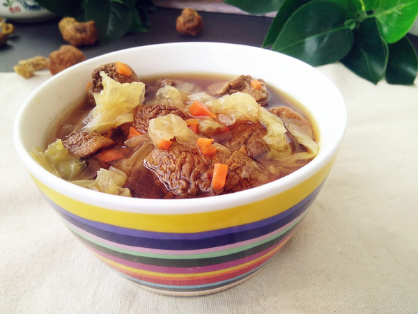 松茸煲大白菜的做法-咸鮮味煲菜譜