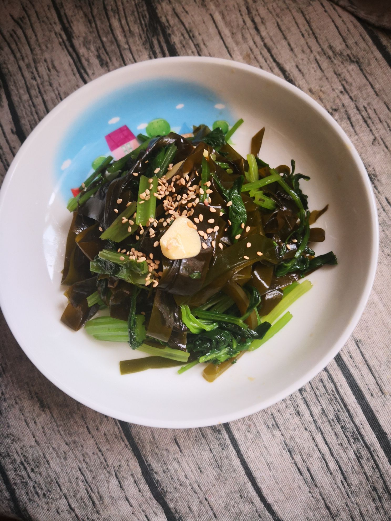 芹菜拌海帶的做法-家常味拌菜譜