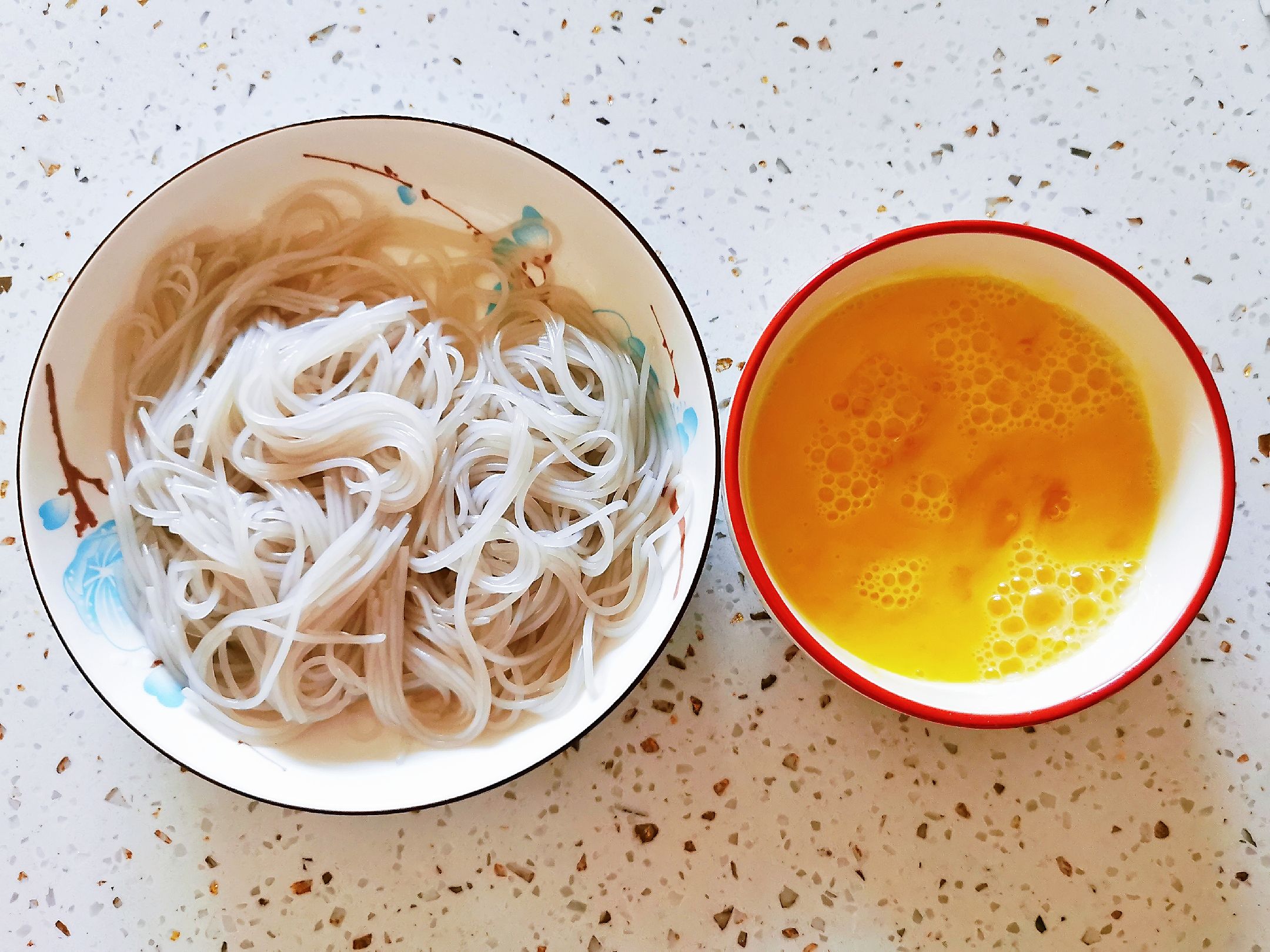 韭菜雞蛋炒粉絲的做法-家常味炒菜譜