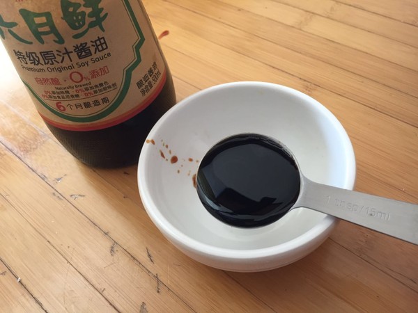 芝麻煎雞腿的做法-咸鮮味煎菜譜