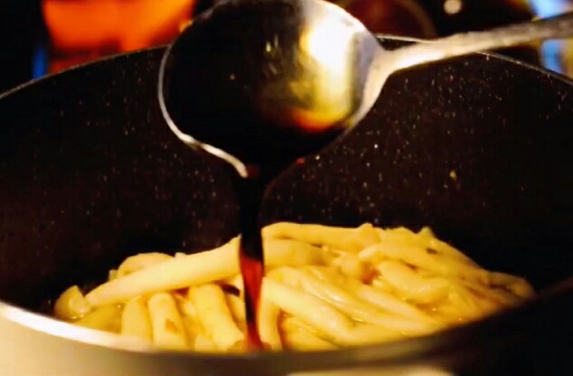 香辣白玉菇的做法-香辣味炒菜譜