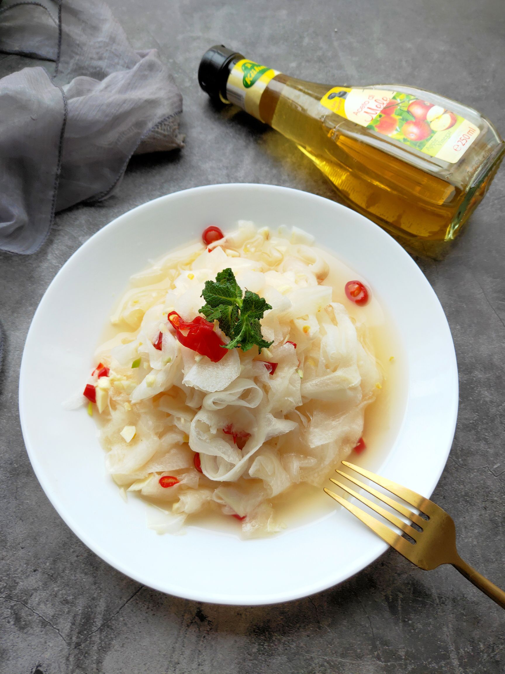 蘋果醋白玉蘿卜的做法-酸辣味拌菜譜