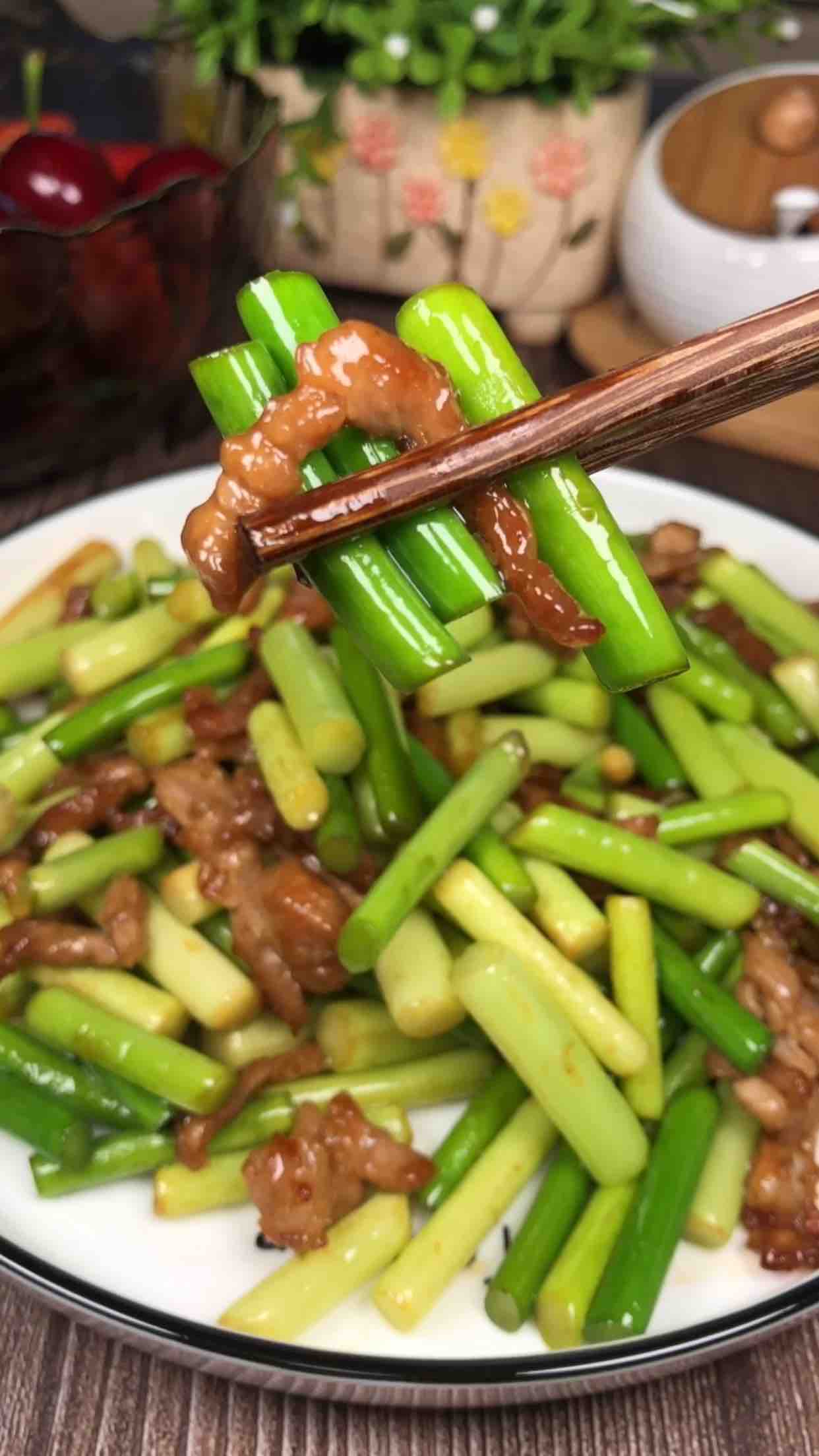 蒜苔炒肉絲的做法-家常味炒菜譜