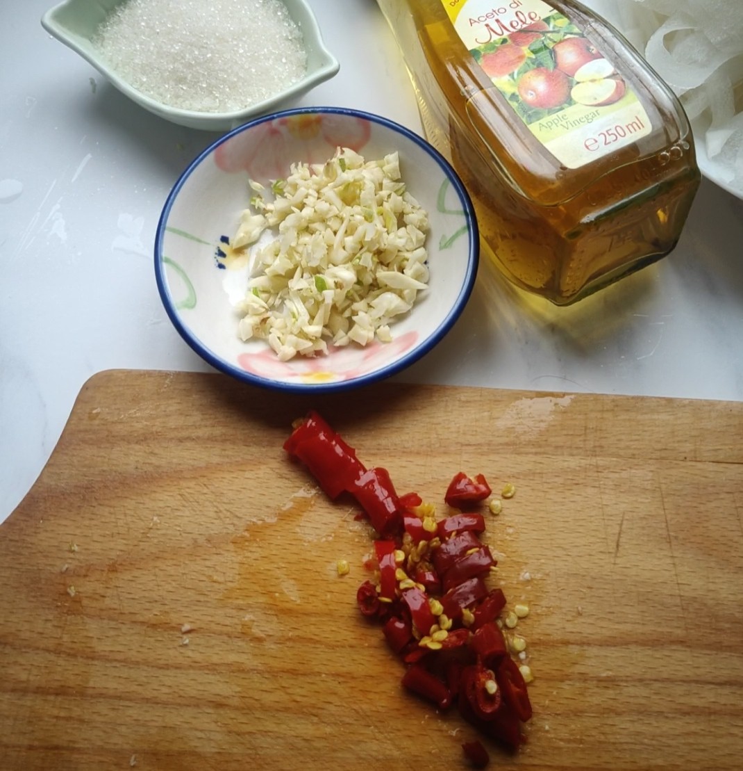 蘋果醋白玉蘿卜的做法-酸辣味拌菜譜