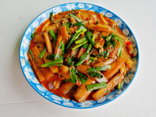 茄子炒韭菜的做法-家常味炒菜譜