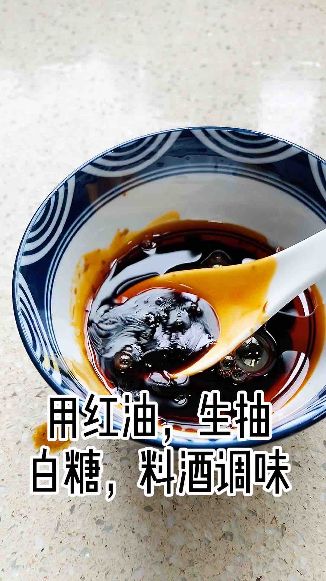 鮮魷雜蔬干鍋的做法-麻辣味燒菜譜