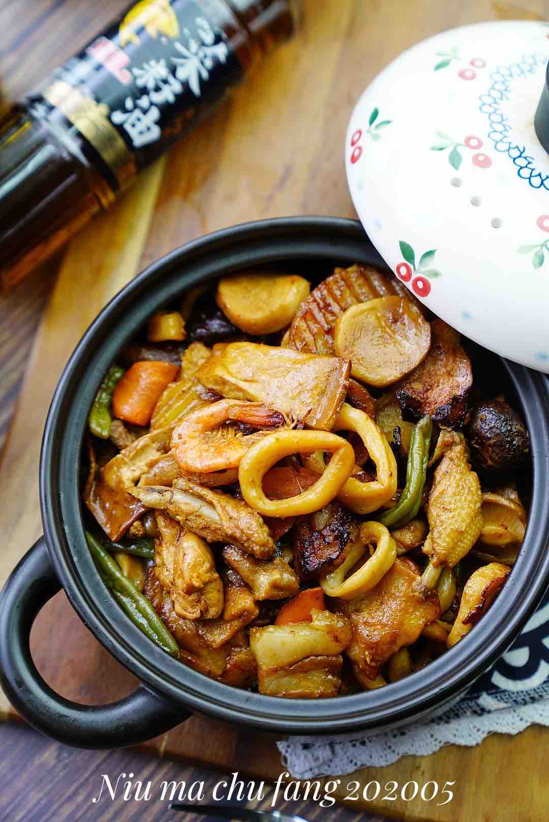 鮮魷雜蔬干鍋的做法-麻辣味燒菜譜