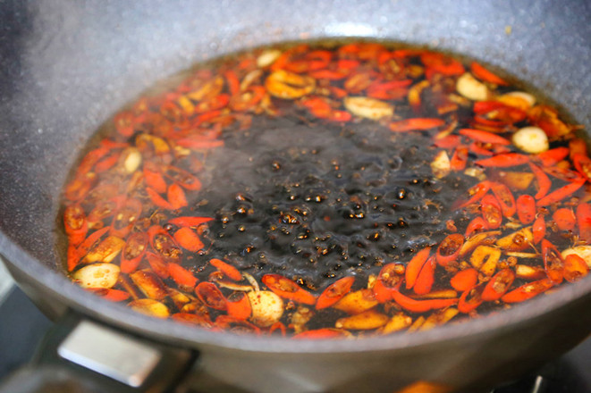 醬黃瓜----夏日開胃必備的做法-酸辣味拌菜譜