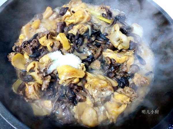 燉雞的做法-家常味燉菜譜