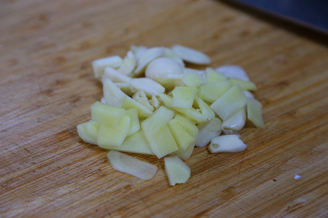 醬黃瓜----夏日開胃必備的做法-酸辣味拌菜譜