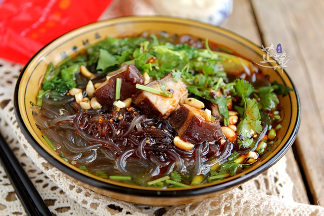 醬肉粉的做法-香辣味煮菜譜