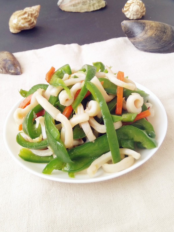 魷魚炒辣椒的做法-咸鮮味炒菜譜