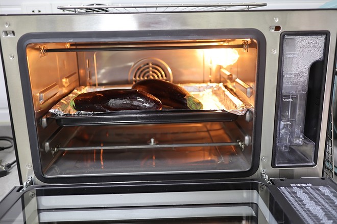 烤肉末茄子的做法-咸鮮味烤菜譜