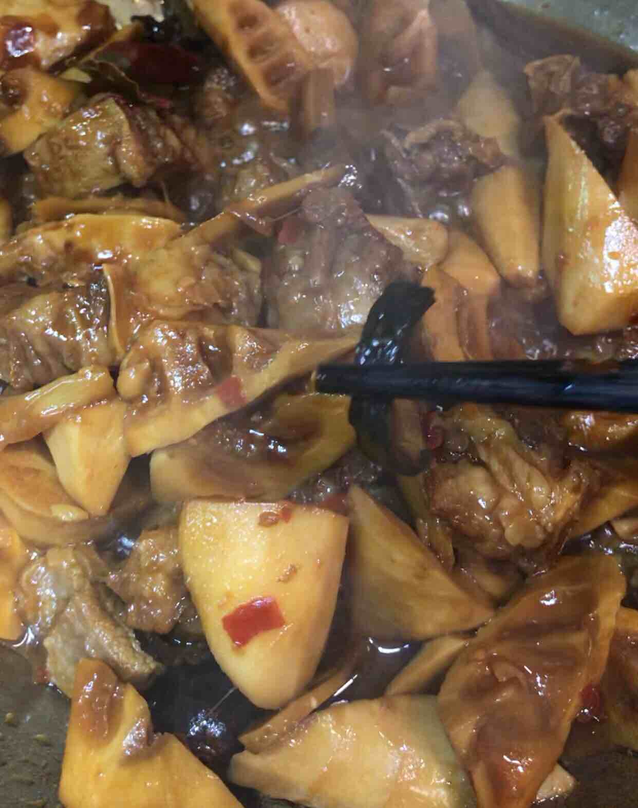 鮮筍燒牛肉的做法-家常味燒菜譜