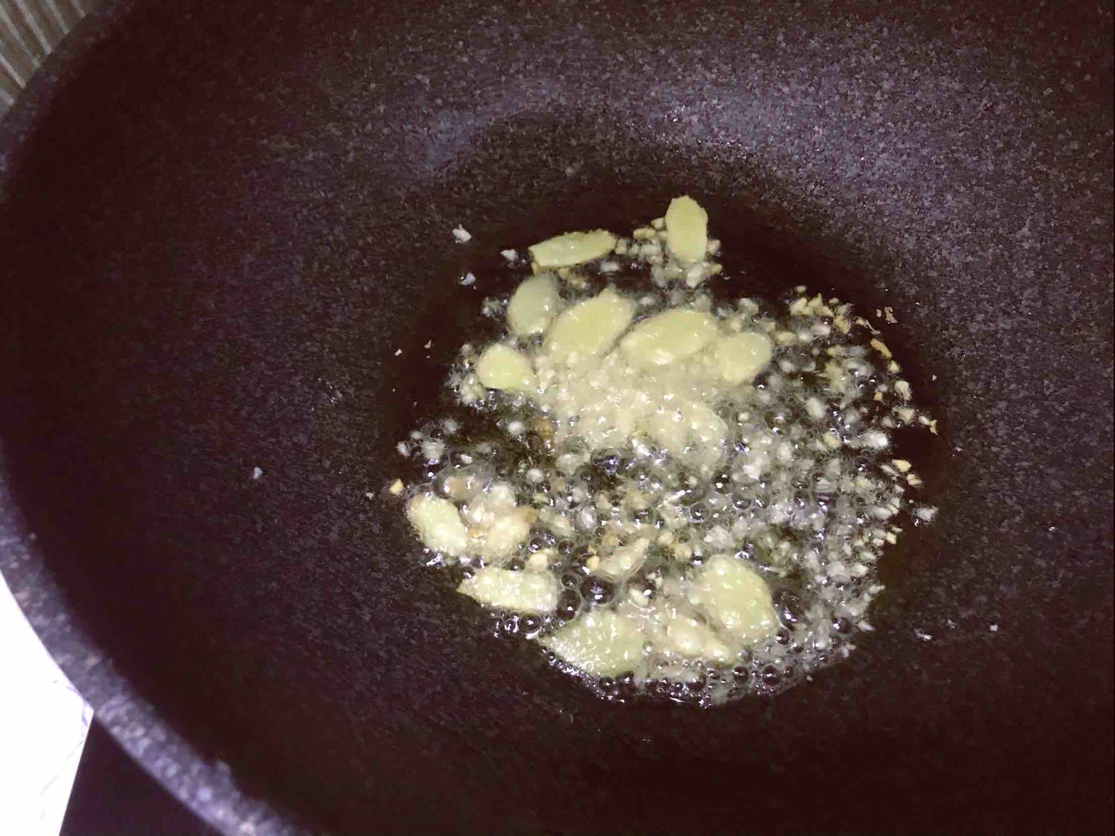 蔥爆蝦仁的做法-咸鮮味炒菜譜-易網健康養生網 蔥爆蝦仁的做法-咸鮮味炒菜譜