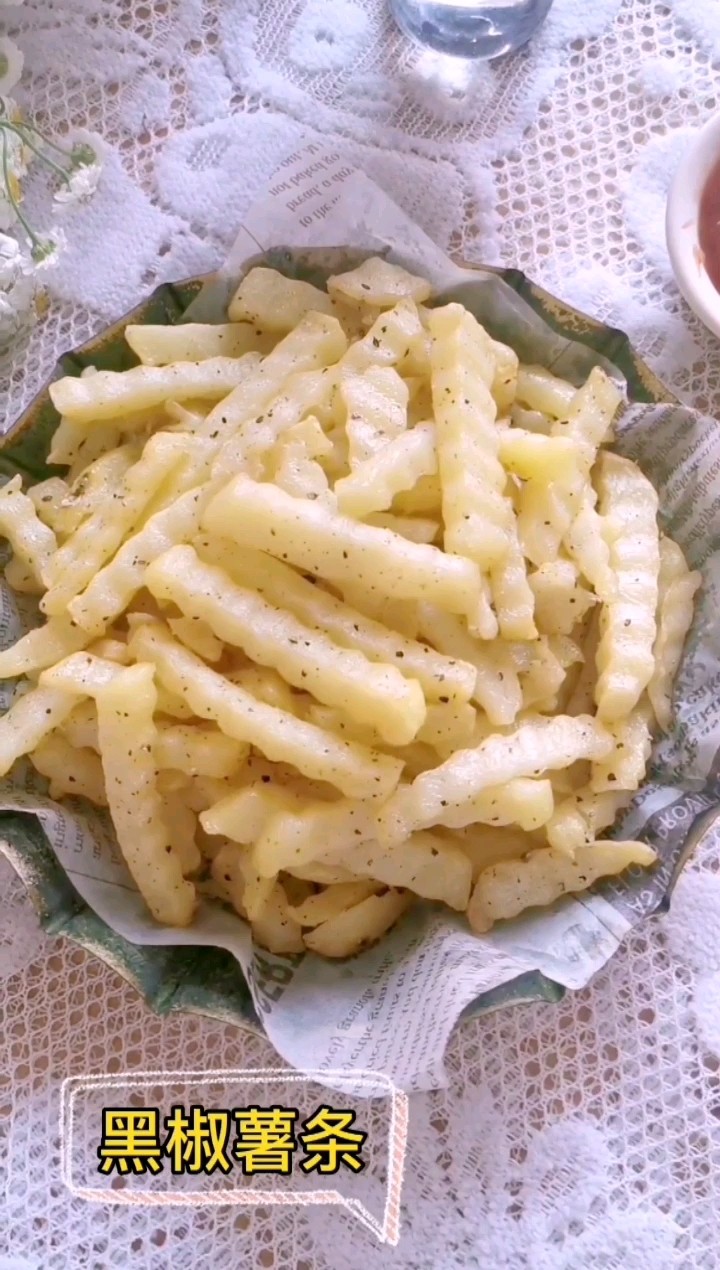 黑椒薯條的做法-黑椒味烘焙菜譜