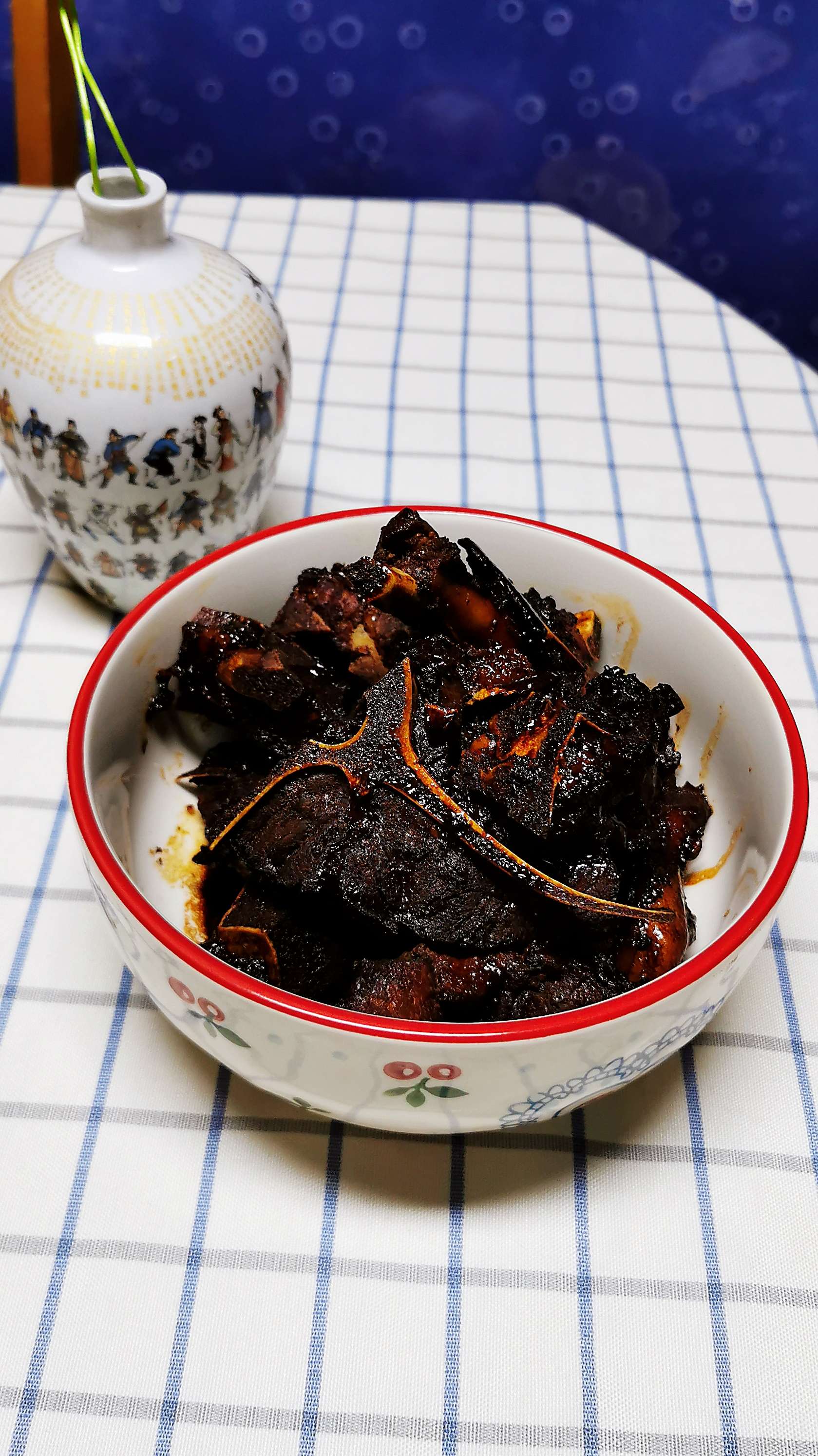 紅燒牛仔骨的做法-家常味煮菜譜