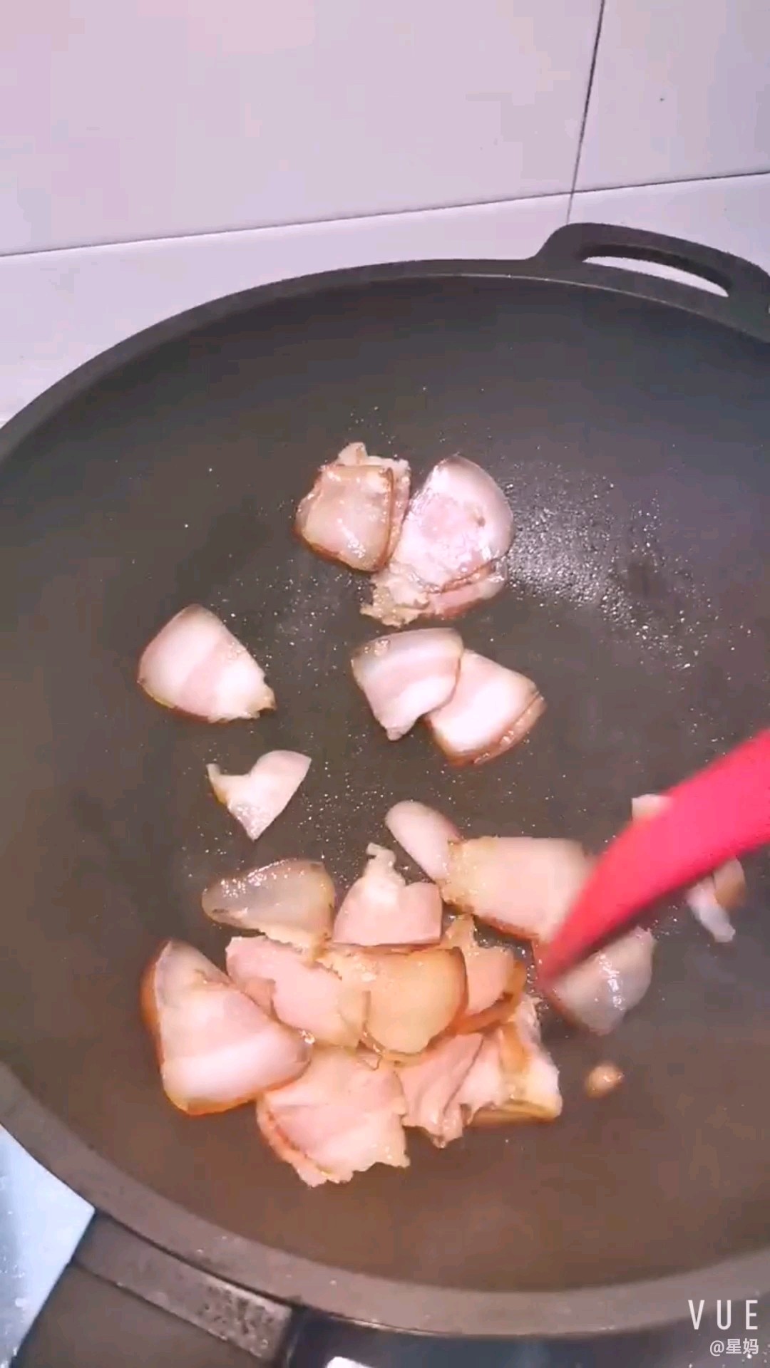 蒜苗炒臘肉的做法-家常味炒菜譜