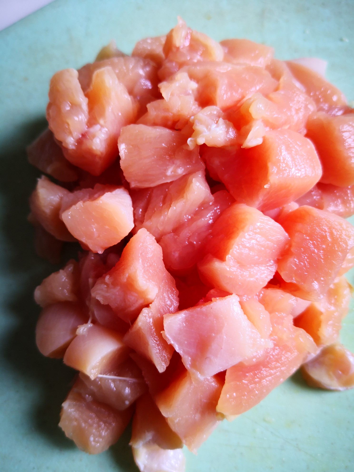 雞丁炒青筍豌豆的做法-家常味炒菜譜