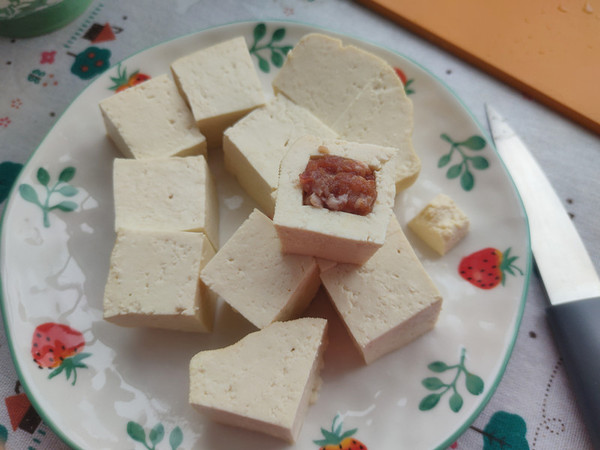 豆腐釀肉的做法-家常味煎菜譜-易網健康養生網 豆腐釀肉的做法-家常味煎菜譜