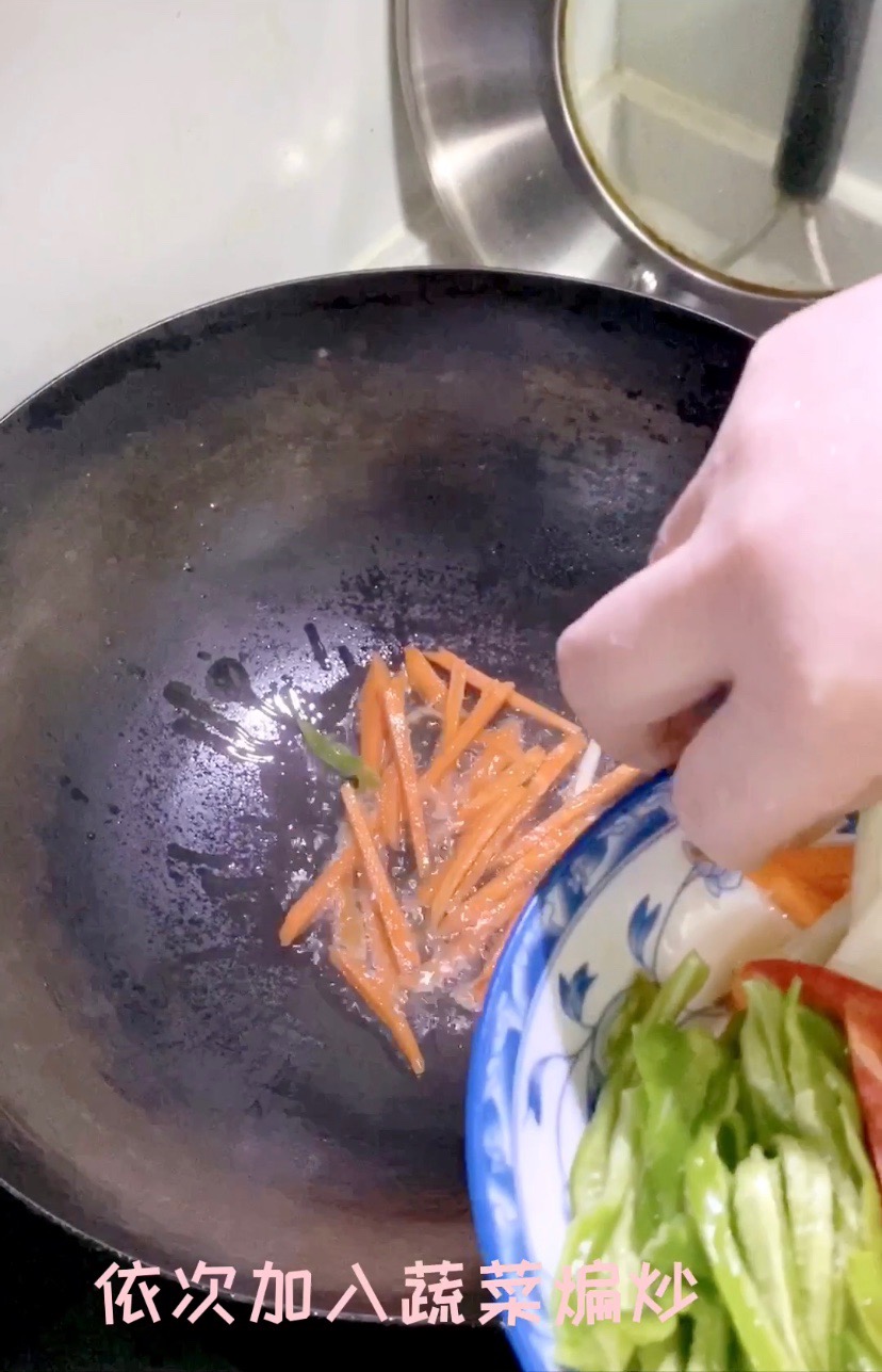 雜蔬香干的做法-家常味炒菜譜-易網健康養生網 雜蔬香干的做法-家常味炒菜譜