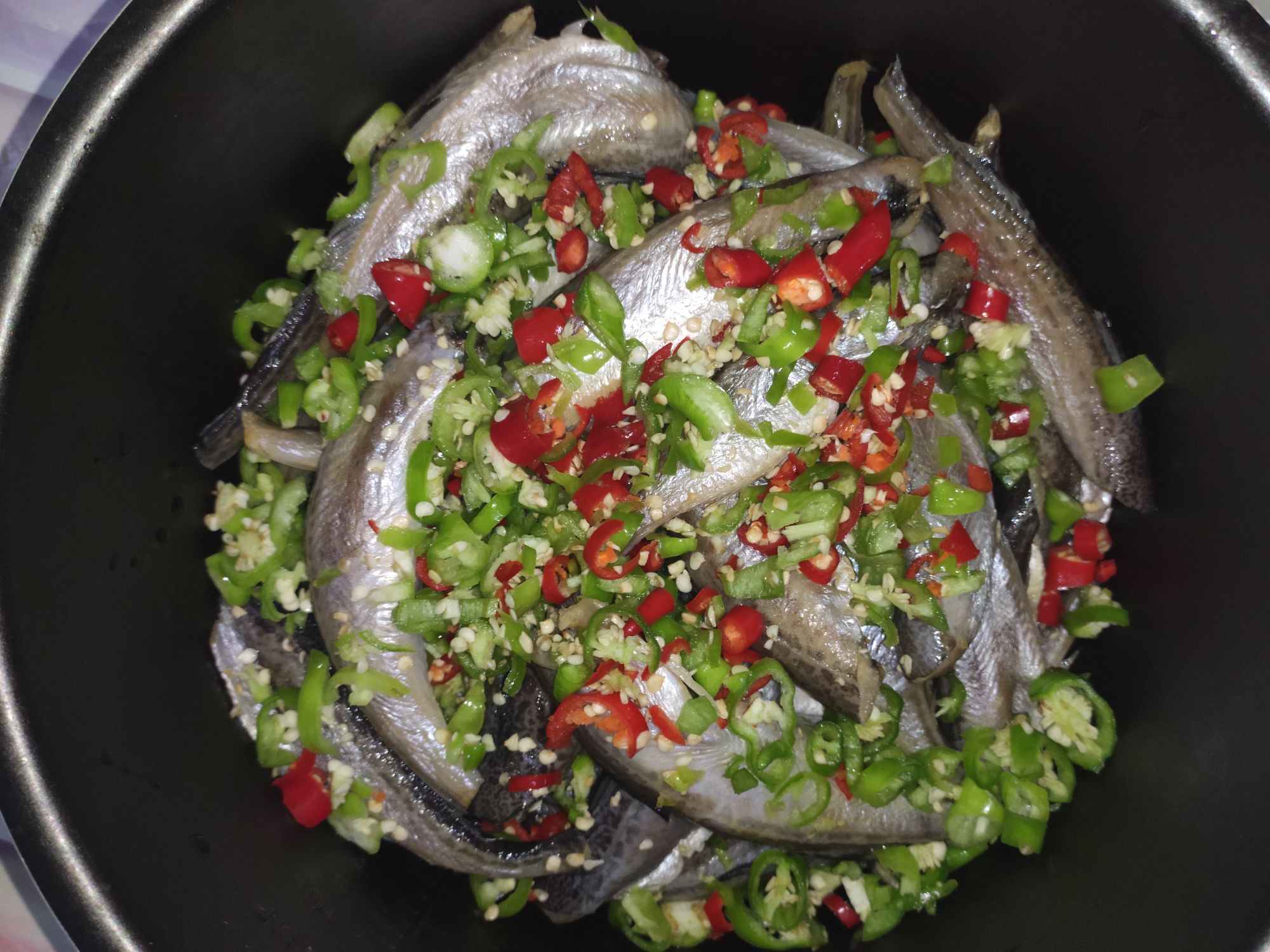 酸辣雷魚(yú)的做法-酸辣味燉菜譜